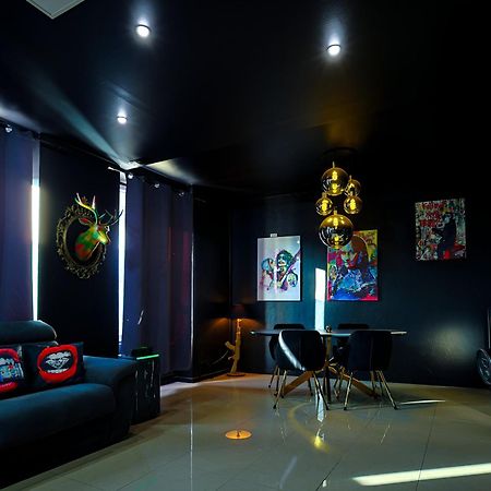 Appartement Pop Art - Asterix,Cdg,Chantilly,Disney La Chapelle-en-Serval Exteriör bild