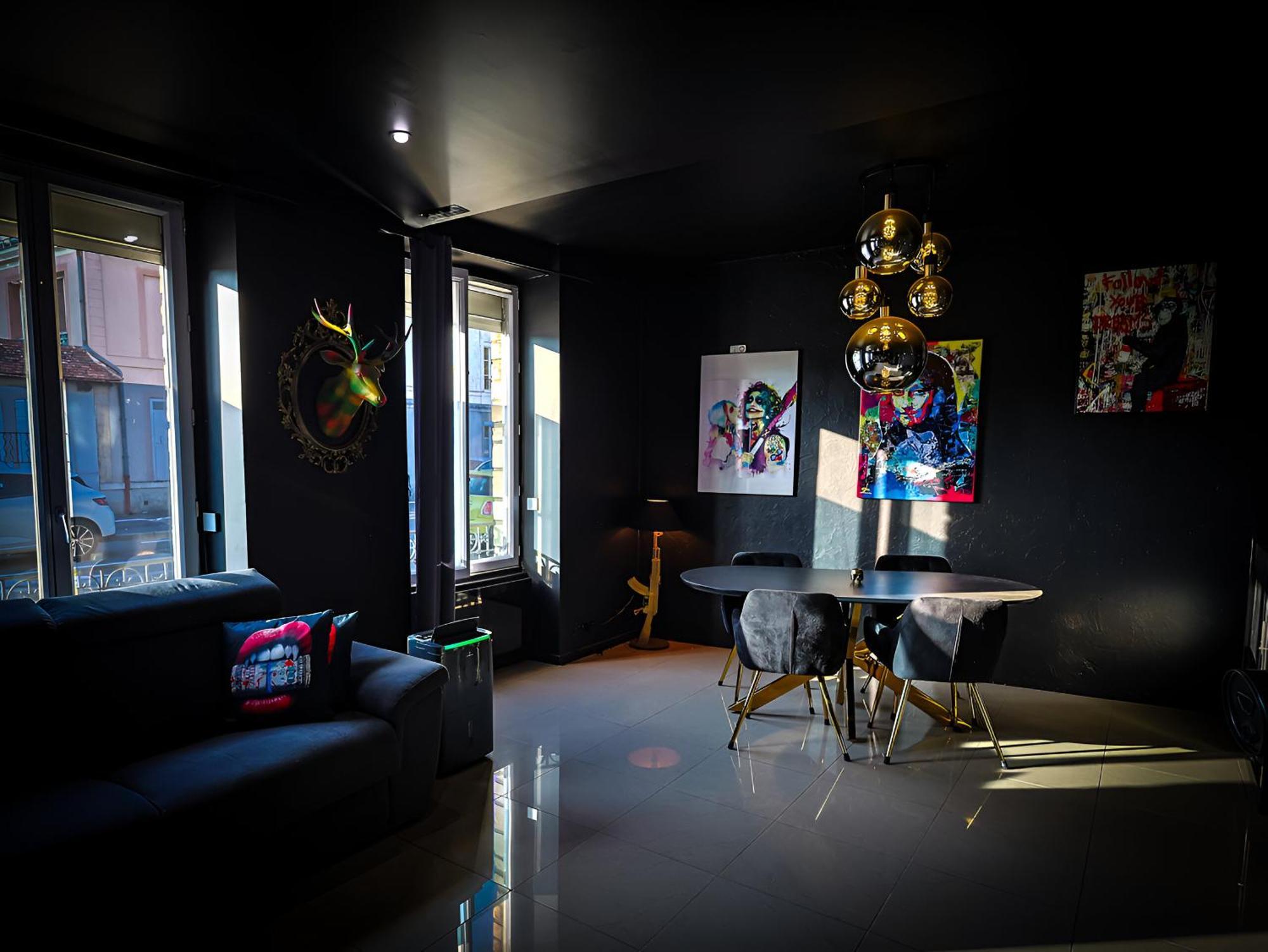 Appartement Pop Art - Asterix,Cdg,Chantilly,Disney La Chapelle-en-Serval Exteriör bild